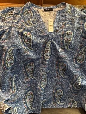 Lane Bryant Blue Paisley Short Sleeve Top with Pink Accents